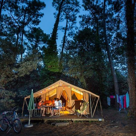 Huttopia Oléron Les Chênes Verts Dolus d'Oléron Exterior foto